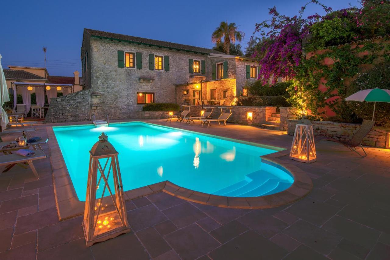 Kiparissi Villa Kourtaiika Exterior photo